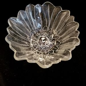 Vintage Indiana Glass Sunflower Bowl